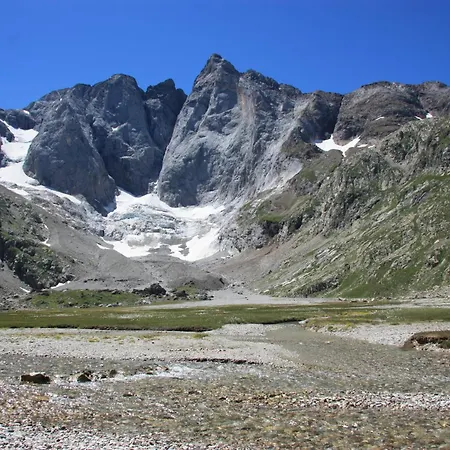 Centre Calme, Confort, Wifi Et Linge De Maison Inclus * Cauterets